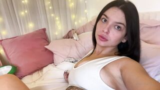 Madsofc (Madeleine Banks aka maddybanks) OnlyFans Leaks 19 yo Petite Sexy Little Brunette with Prettiest Feet Porn 170
