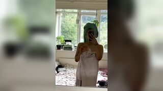 Madsofc (Madeleine Banks aka maddybanks) OnlyFans Leaks 19 yo Petite Sexy Little Brunette with Prettiest Feet Porn 73