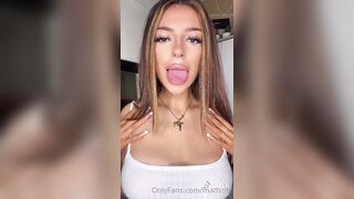 Madsofc (Madeleine Banks aka maddybanks) OnlyFans Leaks 19 yo Petite Sexy Little Brunette with Prettiest Feet Porn 288