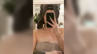 Madsofc (Madeleine Banks aka maddybanks) OnlyFans Leaks 19 yo Petite Sexy Little Brunette with Prettiest Feet Porn 46