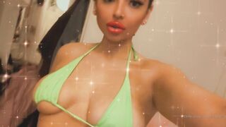 Madsofc (Madeleine Banks aka maddybanks) OnlyFans Leaks 19 yo Petite Sexy Little Brunette with Prettiest Feet Porn 203