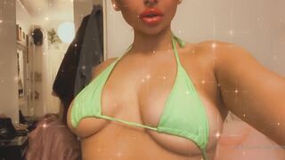 Madsofc (Madeleine Banks aka maddybanks) OnlyFans Leaks 19 yo Petite Sexy Little Brunette with Prettiest Feet Porn 203