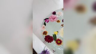 Bloomyogi (Emma Bloom aka Bloomyogi aka bloomyogi1) OnlyFans Leaks oftravelcouple Nature lover Porn 56