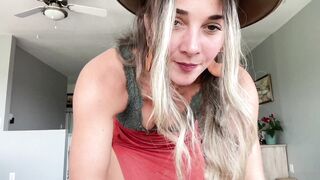 Bloomyogi (Emma Bloom aka Bloomyogi aka bloomyogi1) OnlyFans Leaks oftravelcouple Nature lover Porn 23