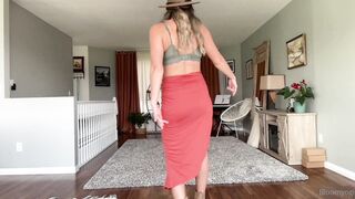 Bloomyogi (Emma Bloom aka Bloomyogi aka bloomyogi1) OnlyFans Leaks oftravelcouple Nature lover Porn 23