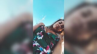 Bloomyogi (Emma Bloom aka Bloomyogi aka bloomyogi1) OnlyFans Leaks oftravelcouple Nature lover Porn 101