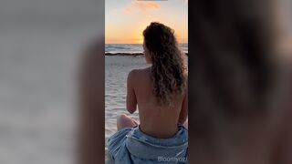 Bloomyogi (Emma Bloom aka Bloomyogi aka bloomyogi1) OnlyFans Leaks oftravelcouple Nature lover Porn 50