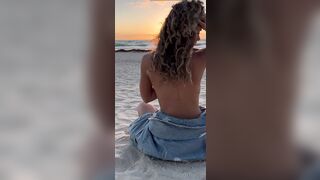 Bloomyogi (Emma Bloom aka Bloomyogi aka bloomyogi1) OnlyFans Leaks oftravelcouple Nature lover Porn 50