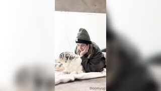 Bloomyogi (Emma Bloom aka Bloomyogi aka bloomyogi1) OnlyFans Leaks oftravelcouple Nature lover Porn 68