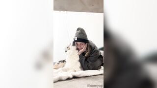 Bloomyogi (Emma Bloom aka Bloomyogi aka bloomyogi1) OnlyFans Leaks oftravelcouple Nature lover Porn 68