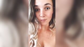 Bloomyogi (Emma Bloom aka Bloomyogi aka bloomyogi1) OnlyFans Leaks oftravelcouple Nature lover Porn 98