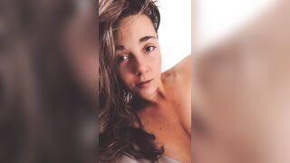 Bloomyogi (Emma Bloom aka Bloomyogi aka bloomyogi1) OnlyFans Leaks oftravelcouple Nature lover Porn 125