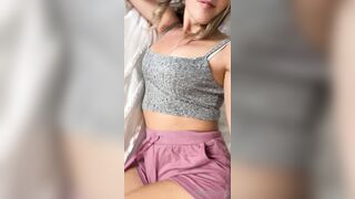 Bloomyogi (Emma Bloom aka Bloomyogi aka bloomyogi1) OnlyFans Leaks oftravelcouple Nature lover Porn 17
