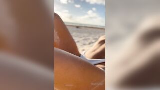 Bloomyogi (Emma Bloom aka Bloomyogi aka bloomyogi1) OnlyFans Leaks oftravelcouple Nature lover Porn 57
