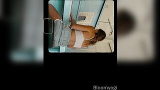 Bloomyogi (Emma Bloom aka Bloomyogi aka bloomyogi1) OnlyFans Leaks oftravelcouple Nature lover Porn 35