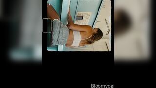 Bloomyogi (Emma Bloom aka Bloomyogi aka bloomyogi1) OnlyFans Leaks oftravelcouple Nature lover Porn 35