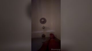 Bloomyogi (Emma Bloom aka Bloomyogi aka bloomyogi1) OnlyFans Leaks oftravelcouple Nature lover Porn 18