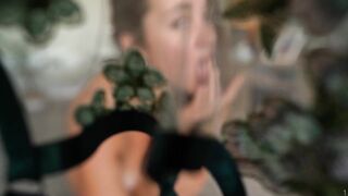 Bloomyogi (Emma Bloom aka Bloomyogi aka bloomyogi1) OnlyFans Leaks oftravelcouple Nature lover Porn 110