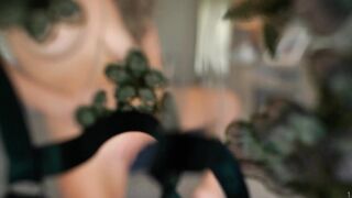 Bloomyogi (Emma Bloom aka Bloomyogi aka bloomyogi1) OnlyFans Leaks oftravelcouple Nature lover Porn 110