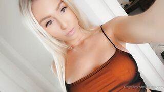 Momandme  momandme_sp aka https) OnlyFans Leaks Mom and Me Blondie Twins Sexy as Hell Porn 256