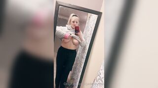 Jadestryker (Jade Stryker aka jadestrykerxo) OnlyFans Leaks Canadian DDD34 Natural Fantasy Porn 13