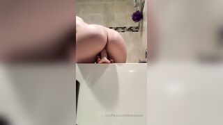 Nikkilafae (Nikki LaFae aka nikkilafaefree) OnlyFans leaks 4 foot 9 inch 22 yo Slim Fit Girl Porn 49