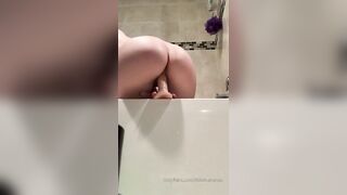 Nikkilafae (Nikki LaFae aka nikkilafaefree) OnlyFans leaks 4 foot 9 inch 22 yo Slim Fit Girl Porn 49