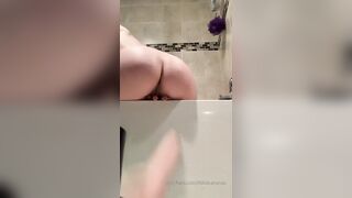 Nikkilafae (Nikki LaFae aka nikkilafaefree) OnlyFans leaks 4 foot 9 inch 22 yo Slim Fit Girl Porn 49