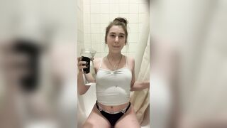 Nikkilafae (Nikki LaFae aka nikkilafaefree) OnlyFans leaks 4 foot 9 inch 22 yo Slim Fit Girl Porn 41