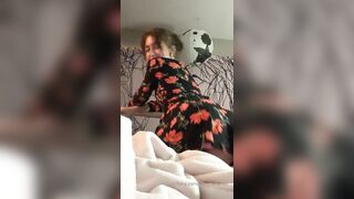 Nikkilafae (Nikki LaFae aka nikkilafaefree) OnlyFans leaks 4 foot 9 inch 22 yo Slim Fit Girl Porn 52