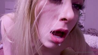 Nikkilafae (Nikki LaFae aka nikkilafaefree) OnlyFans leaks 4 foot 9 inch 22 yo Slim Fit Girl Porn 67