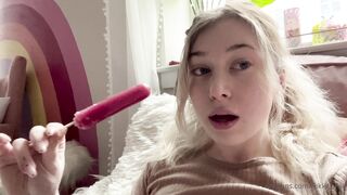 Nikkilafae (Nikki LaFae aka nikkilafaefree) OnlyFans leaks 4 foot 9 inch 22 yo Slim Fit Girl Porn 72