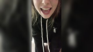 Nikkilafae (Nikki LaFae aka nikkilafaefree) OnlyFans leaks 4 foot 9 inch 22 yo Slim Fit Girl Porn 42