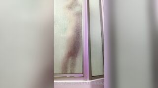 Nikkilafae (Nikki LaFae aka nikkilafaefree) OnlyFans leaks 4 foot 9 inch 22 yo Slim Fit Girl Porn 17