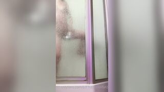 Nikkilafae (Nikki LaFae aka nikkilafaefree) OnlyFans leaks 4 foot 9 inch 22 yo Slim Fit Girl Porn 17