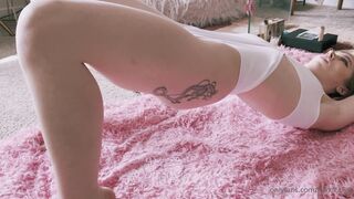 Nikkilafae (Nikki LaFae aka nikkilafaefree) OnlyFans leaks 4 foot 9 inch 22 yo Slim Fit Girl Porn Video 22