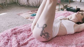 Nikkilafae (Nikki LaFae aka nikkilafaefree) OnlyFans leaks 4 foot 9 inch 22 yo Slim Fit Girl Porn Video 22