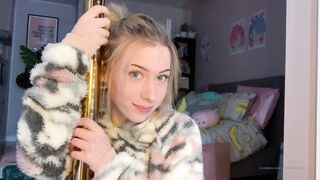 Nikkilafae (Nikki LaFae aka nikkilafaefree) OnlyFans leaks 4 foot 9 inch 22 yo Slim Fit Girl Porn 13