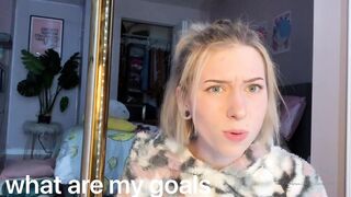 Nikkilafae (Nikki LaFae aka nikkilafaefree) OnlyFans leaks 4 foot 9 inch 22 yo Slim Fit Girl Porn 13