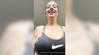 Sashaswan (Sasha Swan) OnlyFans Leaks UK London 25 yo Tatted Naughty Girl Porn Video 10