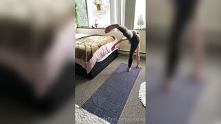 Julesari (Jules Ari aka juleserrari aka arijules1) onlyFans Leaks Sexy Silly Pretzel Girl Porn Video 105