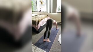 Julesari (Jules Ari aka juleserrari aka arijules1) onlyFans Leaks Sexy Silly Pretzel Girl Porn Video 105