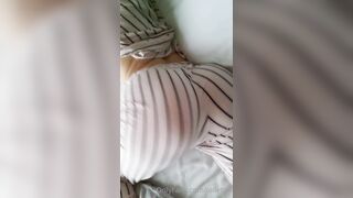 Julesari (Jules Ari aka juleserrari aka arijules1) onlyFans Leaks Sexy Silly Pretzel Girl Porn Video 95