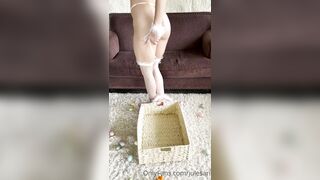 Julesari (Jules Ari aka juleserrari aka arijules1) onlyFans Leaks Sexy Silly Pretzel Girl Porn Video 182