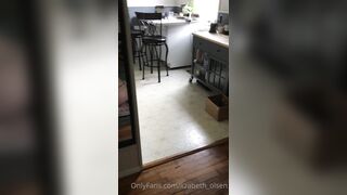 Lizabeth_olsen (Elizabeth Olsen aka catapatterson aka lil_olssen_) OnlyFans Leaks Suburbs Girl Having Fun Porn 22