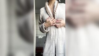 Callmeolivia00 (Olivia Quinn) OnlyFans Leaks 21 yo Italian Bisexual Girl Sweet but Slutty Porn 96