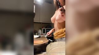 Callmeolivia00 (Olivia Quinn) OnlyFans Leaks 21 yo Italian Bisexual Girl Sweet but Slutty Porn 49