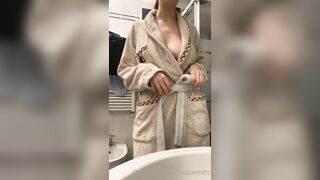 Callmeolivia00 (Olivia Quinn) OnlyFans Leaks 21 yo Italian Bisexual Girl Sweet but Slutty Porn 39