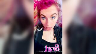 Ghostgirlbellaa (ghostgirlzella aka EMObella) OnlyFans Leaks Your Local Trailer Park Girl Porn 44