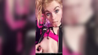 Ghostgirlbellaa (ghostgirlzella aka EMObella) OnlyFans Leaks Your Local Trailer Park Girl Porn 14